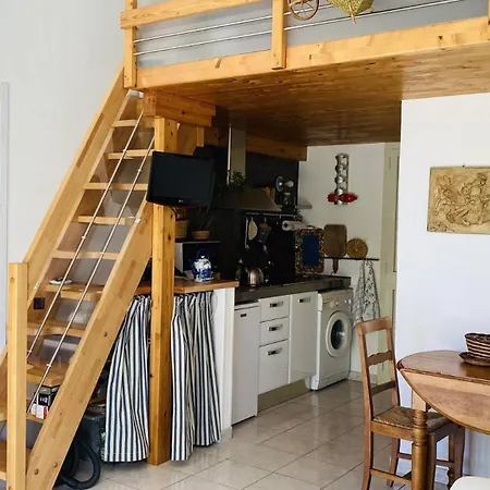 Libeccio 1 Apartment *